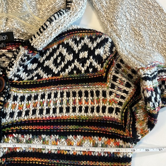 Papillon - xs, multi color duster sweater - Picture 8 of 8